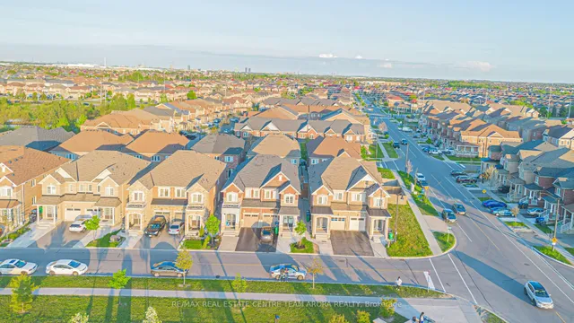 Additional image 26 of 157 Baffin Cres