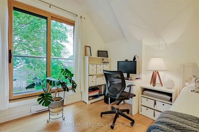 Additional image 16 of 36 Florence Cres