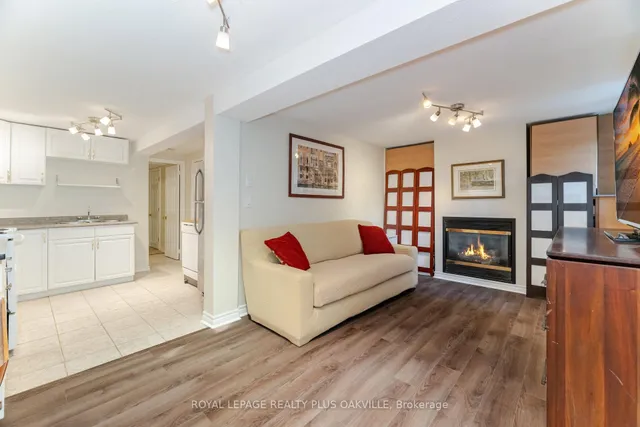 Additional image 36 of 1294 Hammond St