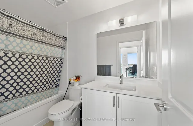 Additional image 27 of 1050 Main St St Unit 520