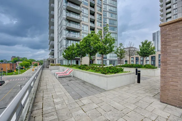 Additional image 37 of 85 Duke St Unit 703