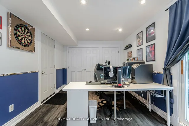 Additional image 34 of 11 Courtleigh Sq
