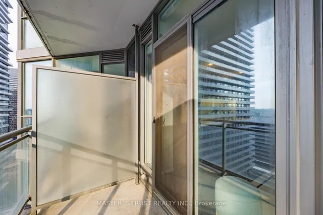 Additional image 26 of 45 Charles St Unit 2808