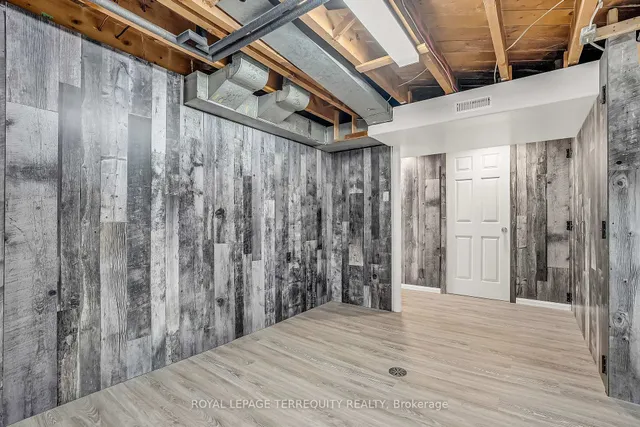 Additional image 21 of 40 Whitley Ave