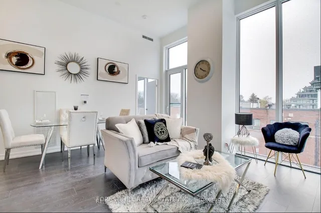 Additional image 5 of 2020 Bathurst St Unit 211