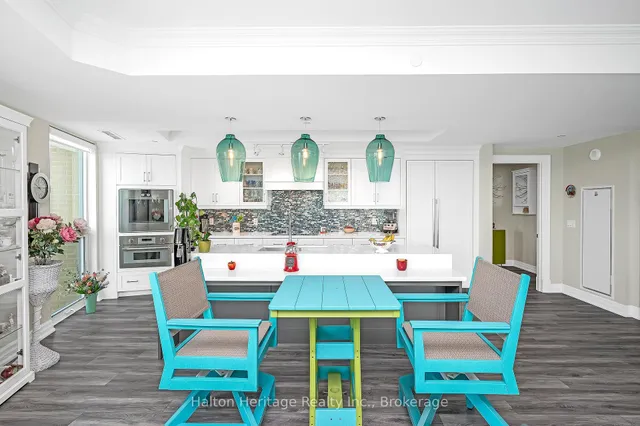 Additional image 9 of 2060 Lakeshore Rd Unit 1004