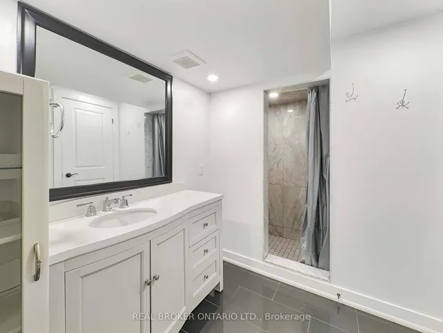 Additional image 31 of 806 Old York Rd