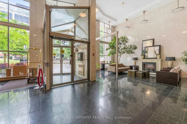 Additional image 33 of 65 Scadding Ave Unit 811