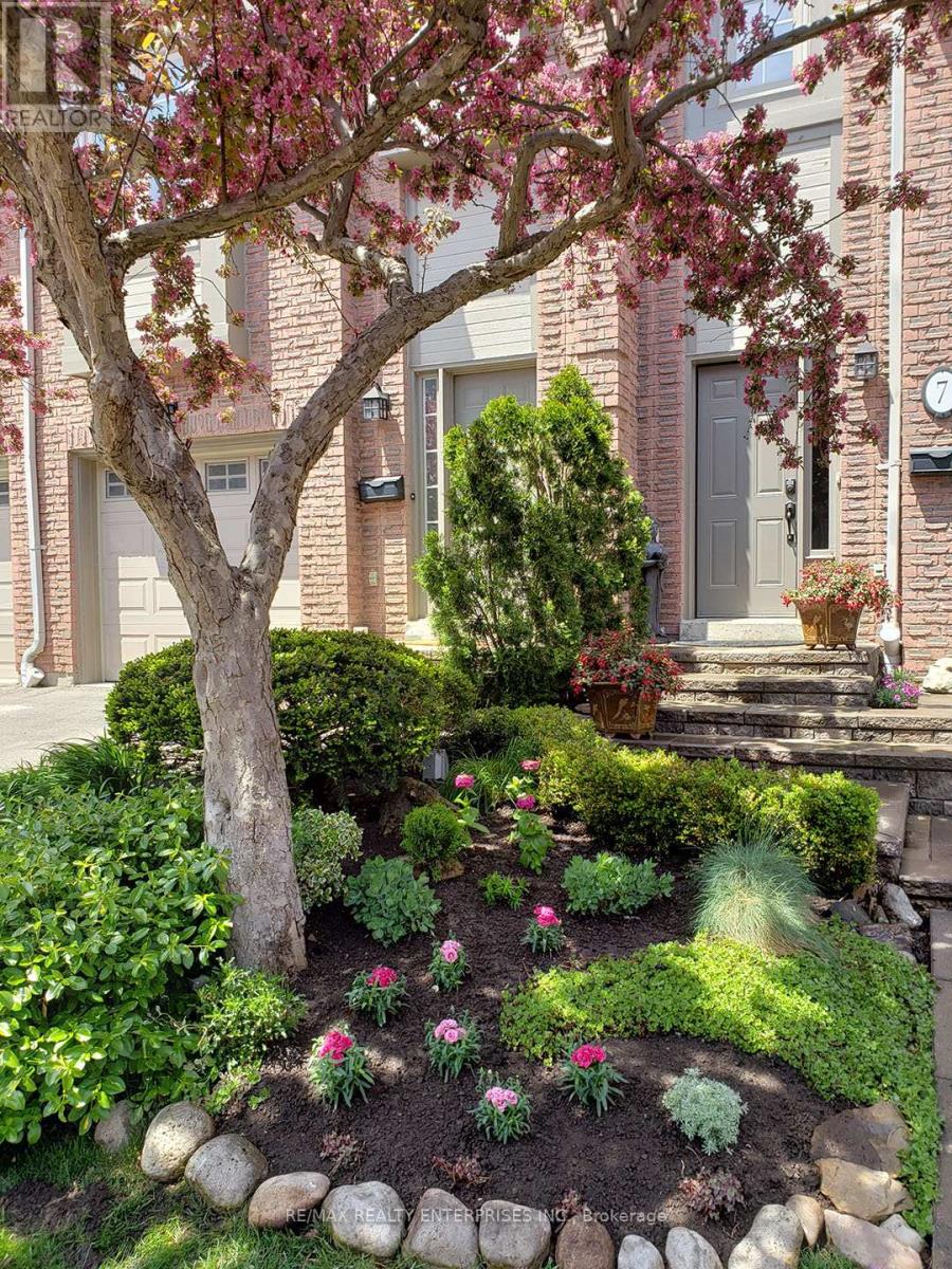 7 - 3140 FIFTH LINE W|Mississauga (Erin Mills), Ontario L5L1A2