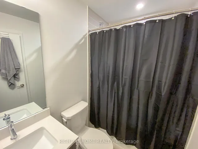 Additional image 11 of 576 Front St Unit 1107