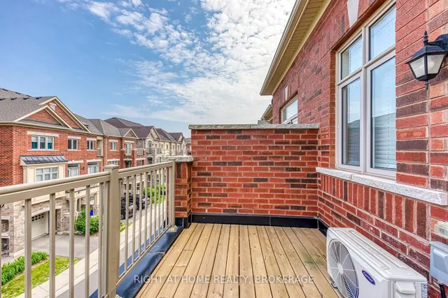 Additional image 37 of 451 Dundas St