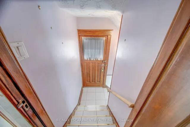 Additional image 28 of 101 Houghton Ave