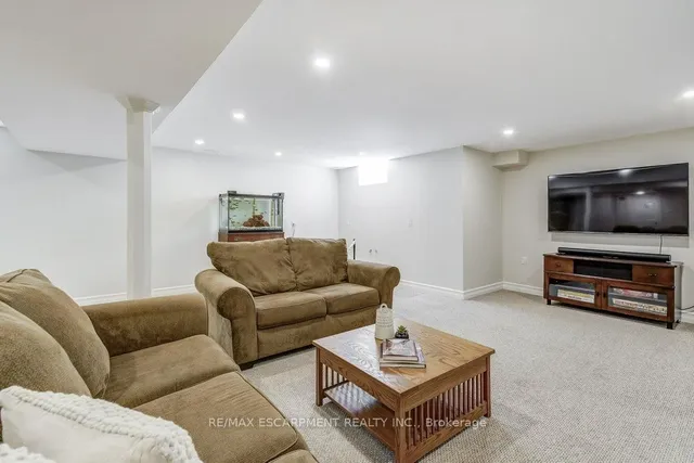 Additional image 32 of 98 Davidson Blvd