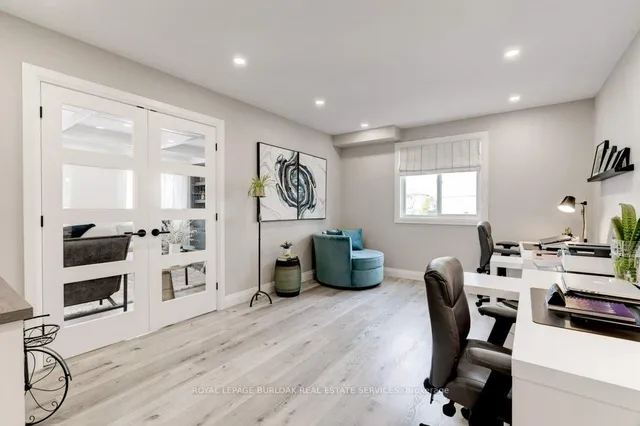 Additional image 15 of 5 Mansion Crt