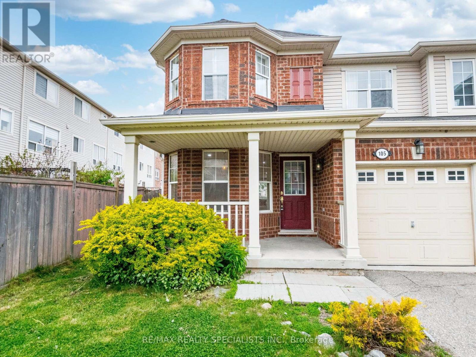 105 DECKER HOLLOW CIRCLE|Brampton (Credit Valley), Ontario L6X0L5