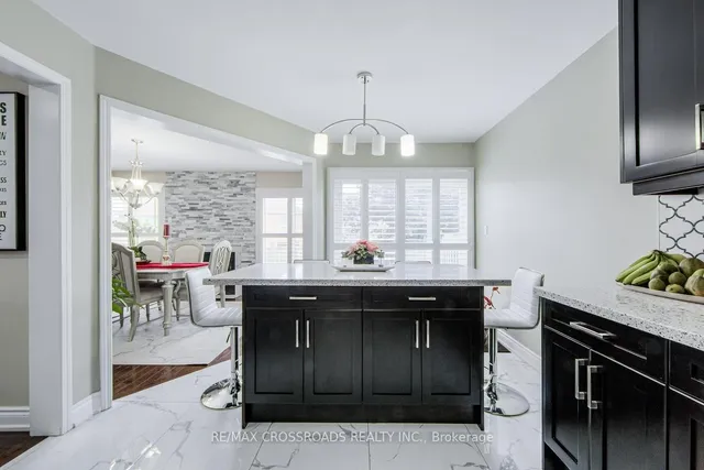 Additional image 17 of 34 Narrow Valley Cres