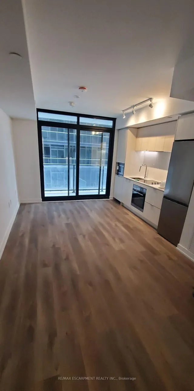 Additional image 9 of 1 Jarvis St Unit 521