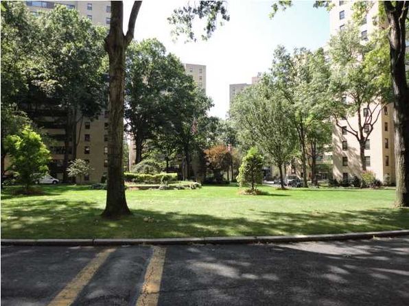 4 Fordham Hill Oval APT 17B, Bronx, NY 10468