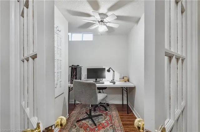 Additional image 23 of 2127 Hunt Cres