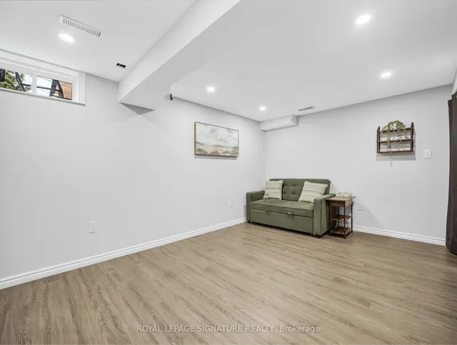 Additional image 34 of 1 Vulcan Crt