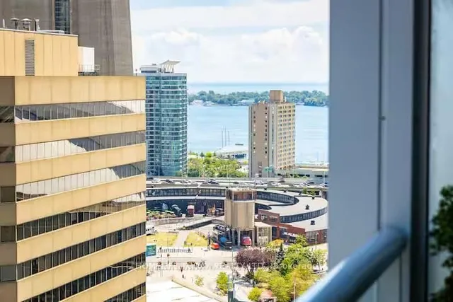 Additional image 29 of 300 Front St Unit 2106