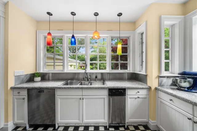 Additional image 22 of 25 Strathgowan Cres