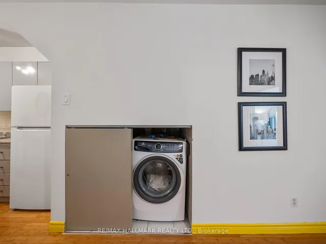 Additional image 18 of 137 Gerrard St