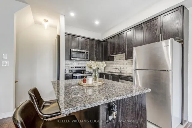 Additional image 10 of 590 NORTH SERVICE Rd Unit 49