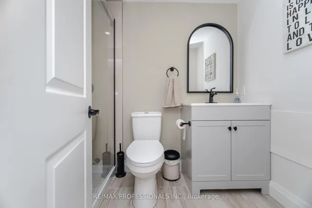 Additional image 40 of 100 Tanager Sq