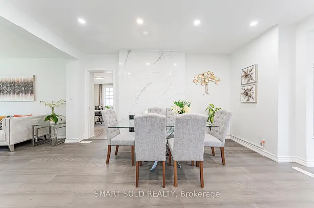 Additional image 17 of 18 Cadillac Ave