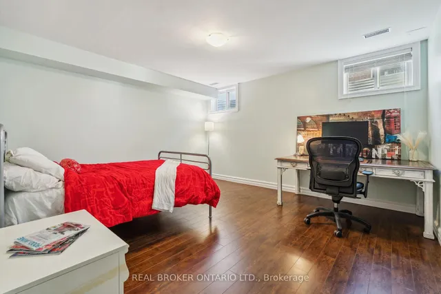 Additional image 35 of 14 Teignmouth Ave