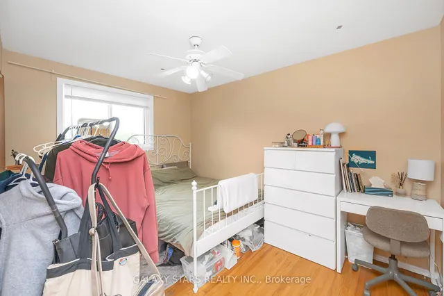 Additional image 23 of 55 Yarmouth Crt