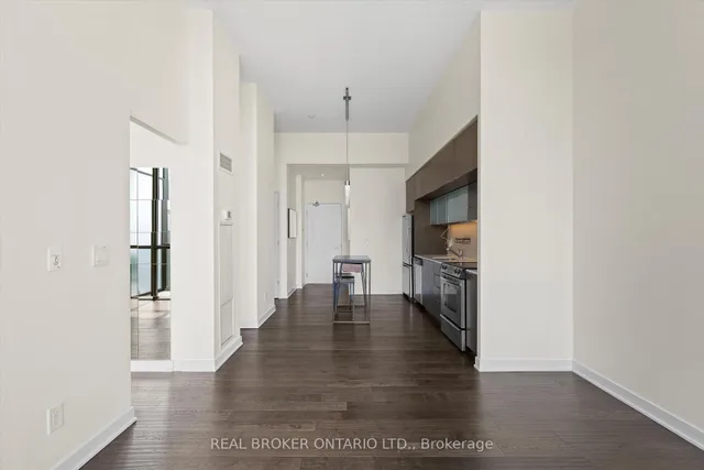 Additional image 11 of 110 Charles St Unit PH 4403