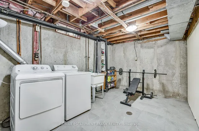 Additional image 37 of 54 John Murray St