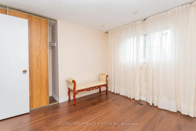 Additional image 15 of 56 Millsborough Cres