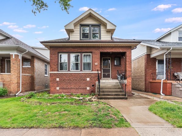 5941 W Waveland Ave, Chicago, IL 60634