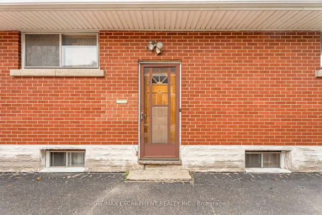 Additional image 26 of 45 East 17th St