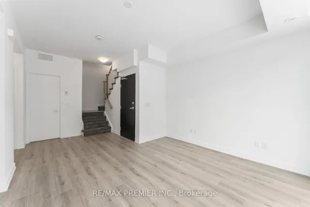 Additional image 9 of 851 Sheppard Ave Unit 15