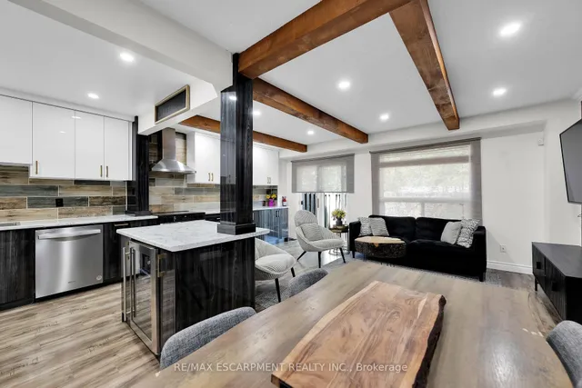 Additional image 18 of 134 Terni Blvd Unit 14