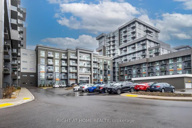 Additional image 3 of 450 Dundas St Unit 331