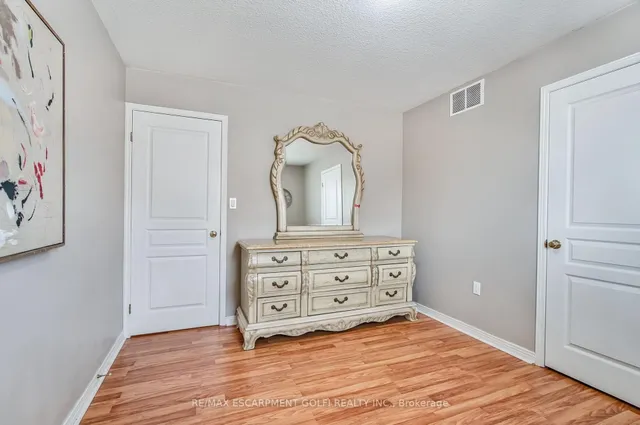 Additional image 23 of 24 DIAMOND Crt