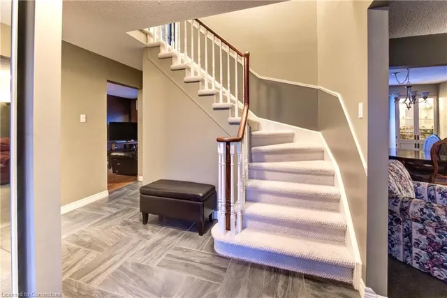 Additional image 23 of 9 Toynbee Cres