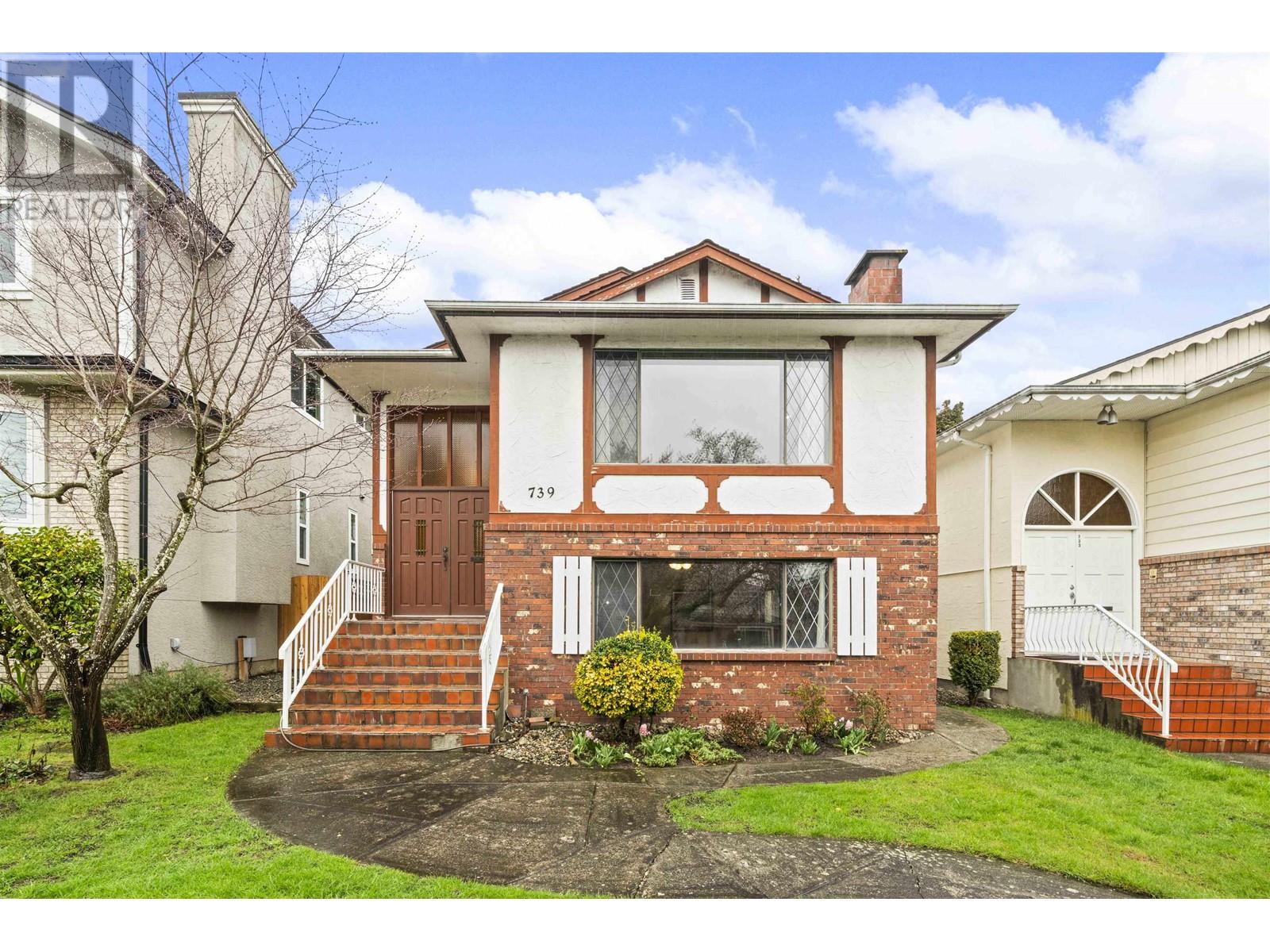 739 W 62ND AVENUE|Vancouver, British Columbia V6P2E1