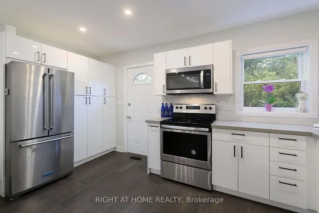 Additional image 13 of 48 Van Stassen Blvd