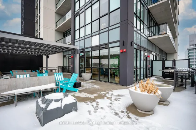 Additional image 30 of 60 Charles St Unit 2405