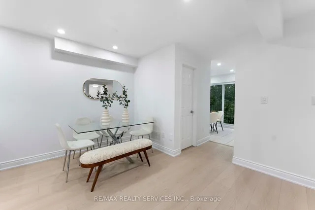 Additional image 6 of 80 Acorn Pl Unit 28