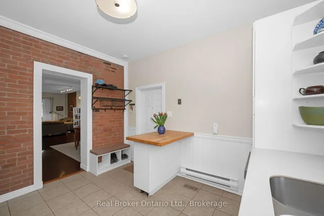 Additional image 14 of 300 Charlton Ave