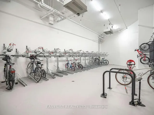 Additional image 43 of 250 Lawrence Ave Unit 906