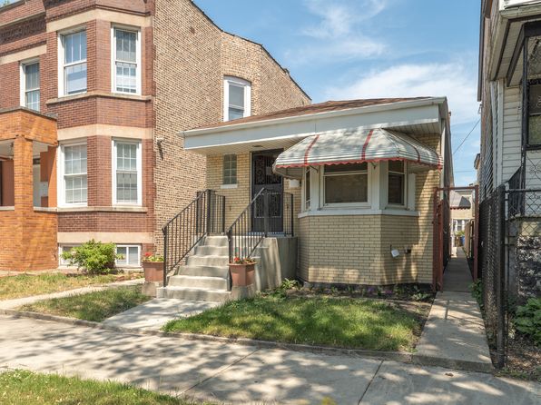 8007 S Houston Ave, Chicago, IL 60617