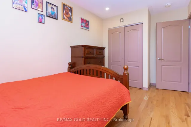 Additional image 24 of 17 Darras Crt Unit 114